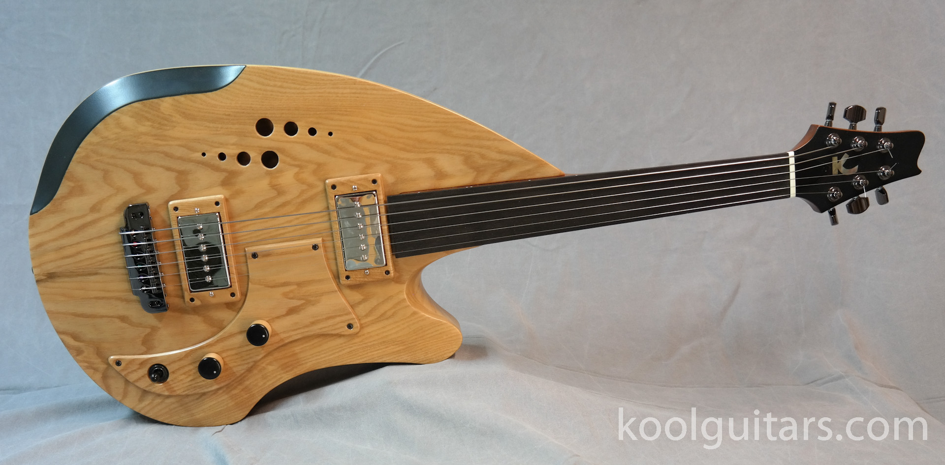 electric oud hollowbody, custom guitars, chitarre elettriche di liuteria