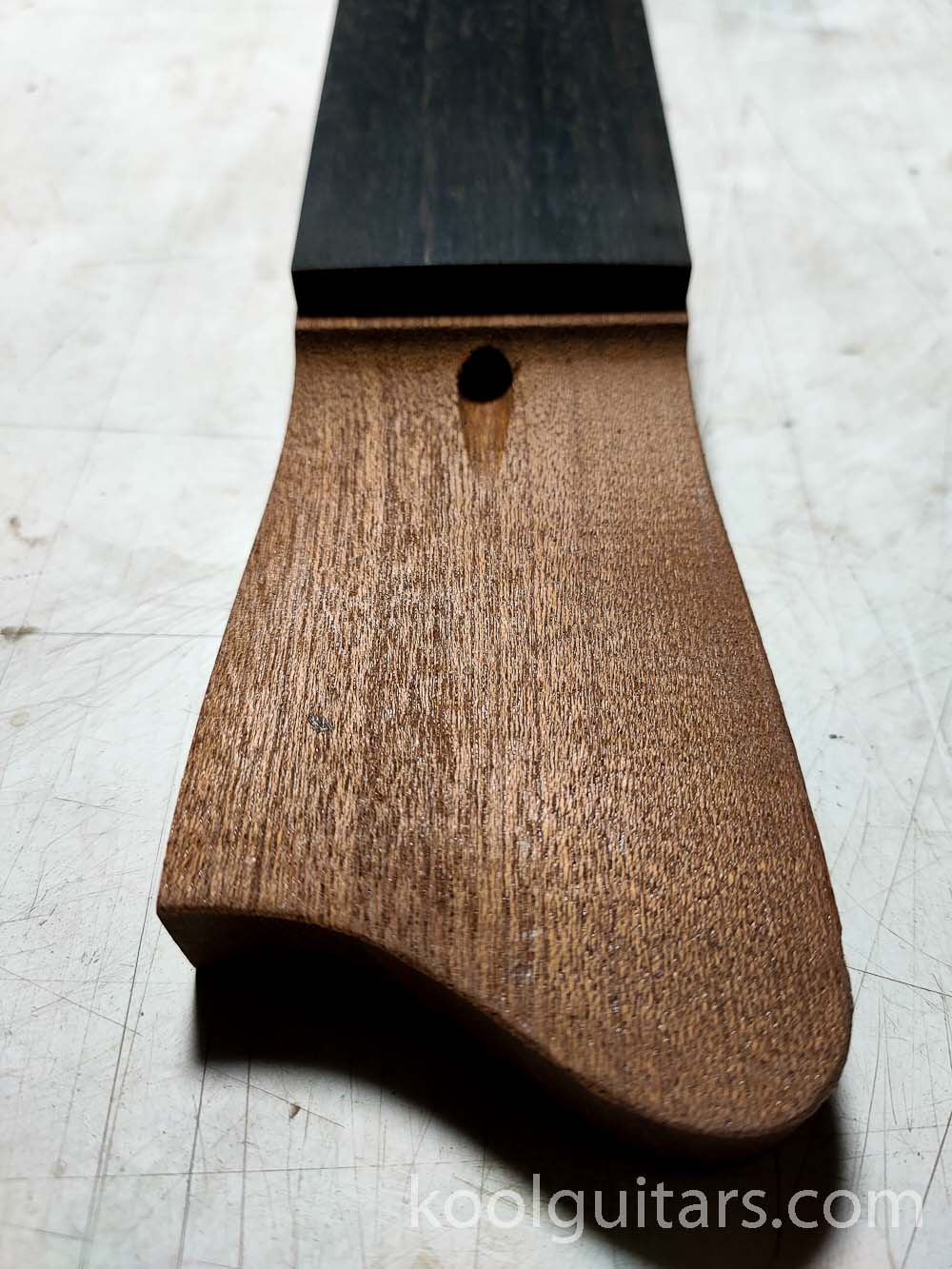 piezo guitars, headlessguitar, fretlessguitar, koolguitars