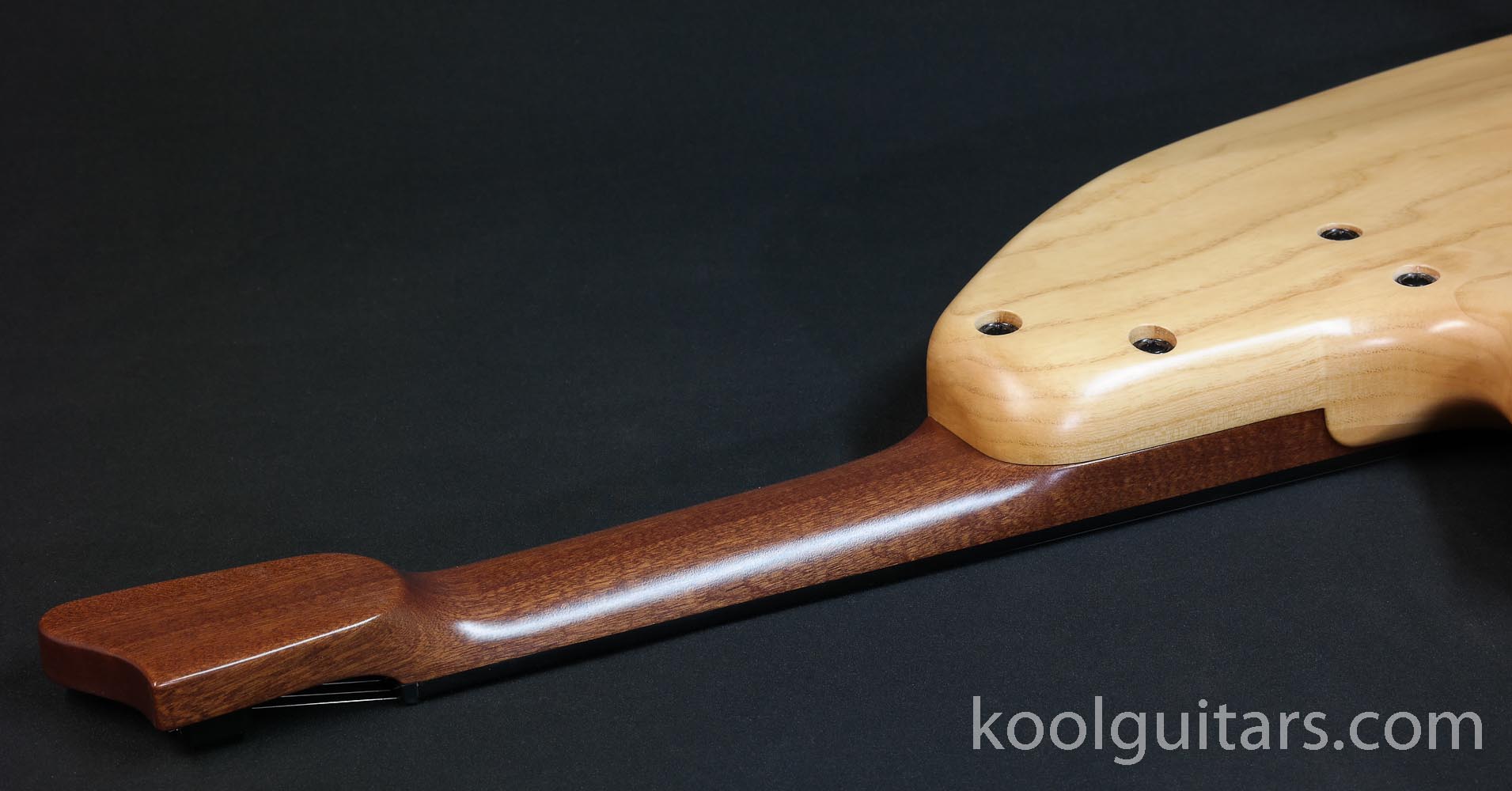 headlessguitar, 7 strings, fretless guitar, ud