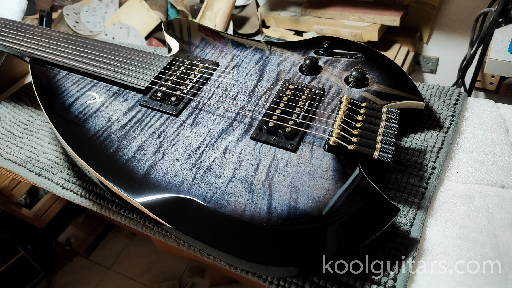 Custommade electric guitar 7 strings, headlessguitars
